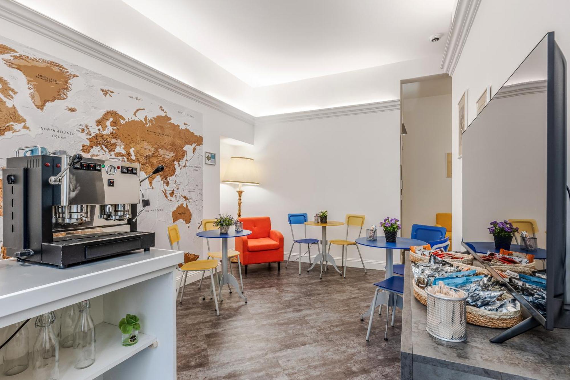 Antiqua Domus Hotel Рим Екстериор снимка