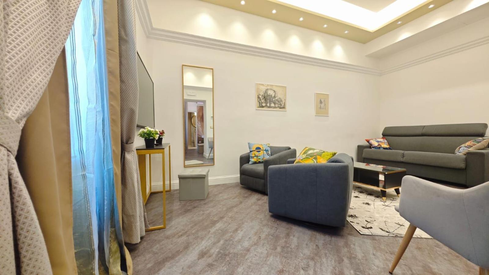 Antiqua Domus Hotel Рим Екстериор снимка